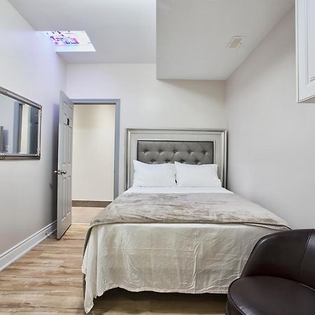 Toronto Rooms And Suites מראה חיצוני תמונה
