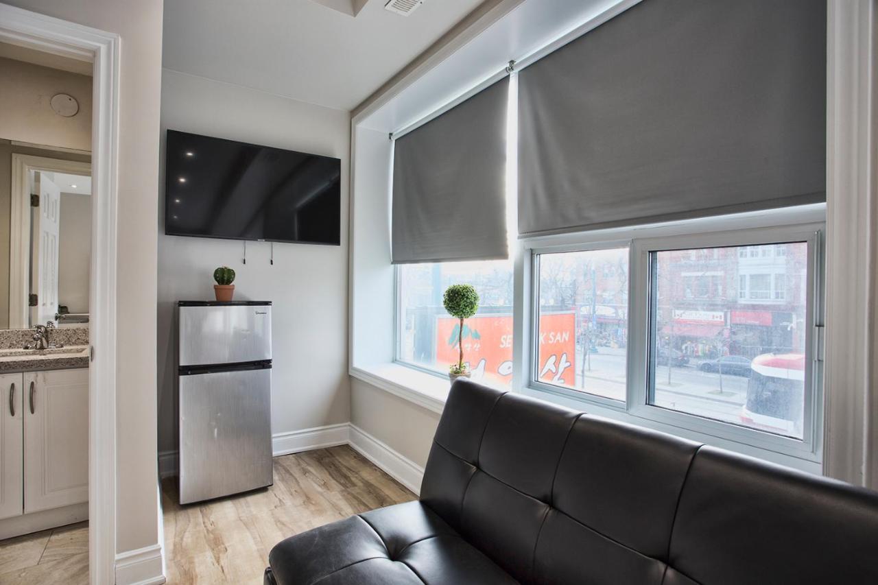 Toronto Rooms And Suites מראה חיצוני תמונה