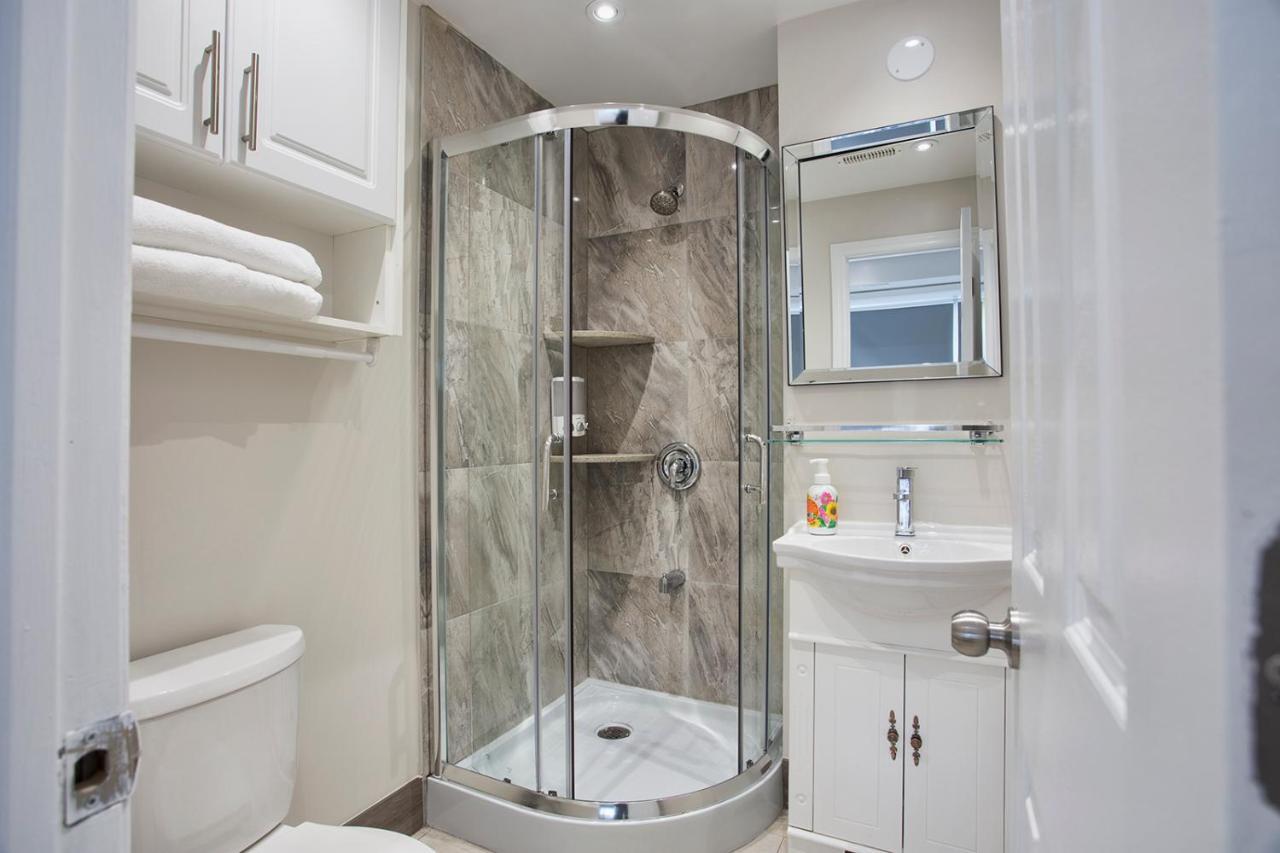 Toronto Rooms And Suites מראה חיצוני תמונה