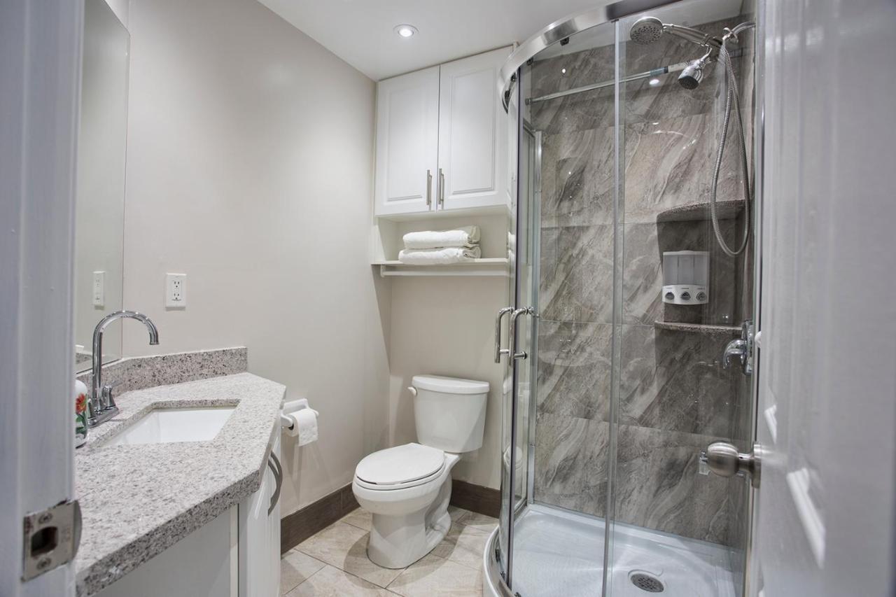 Toronto Rooms And Suites מראה חיצוני תמונה