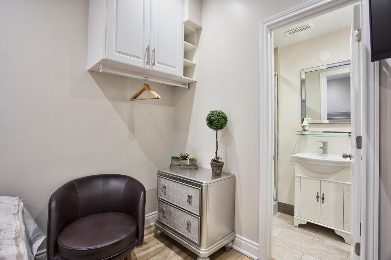 Toronto Rooms And Suites מראה חיצוני תמונה