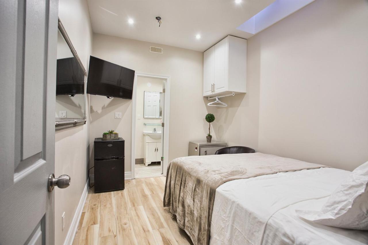 Toronto Rooms And Suites מראה חיצוני תמונה