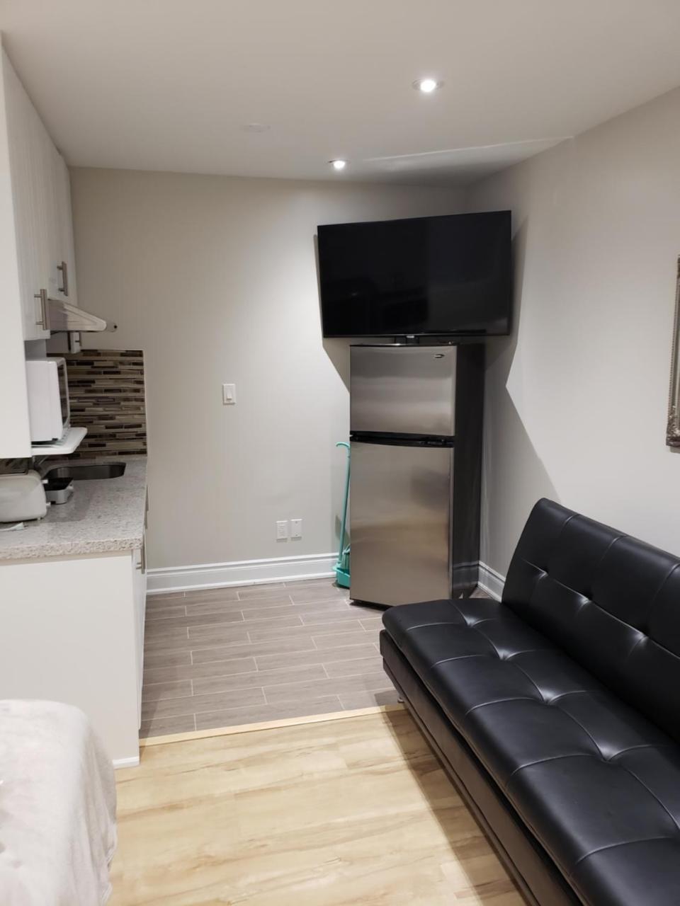 Toronto Rooms And Suites מראה חיצוני תמונה