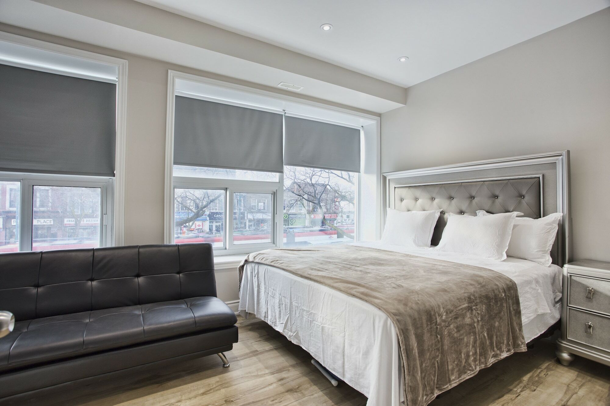 Toronto Rooms And Suites מראה חיצוני תמונה